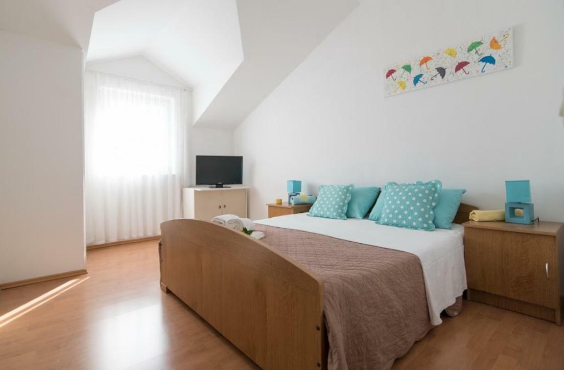 Apartments Petranic ซูเปตาร์ ภายนอก รูปภาพ